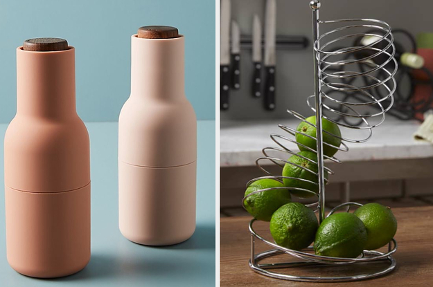 The salt and pepper grinders in blush