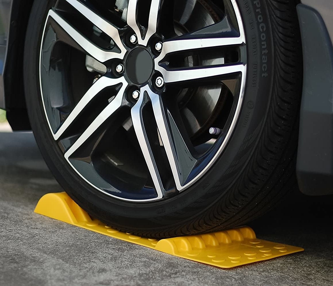 A wheel on the mat