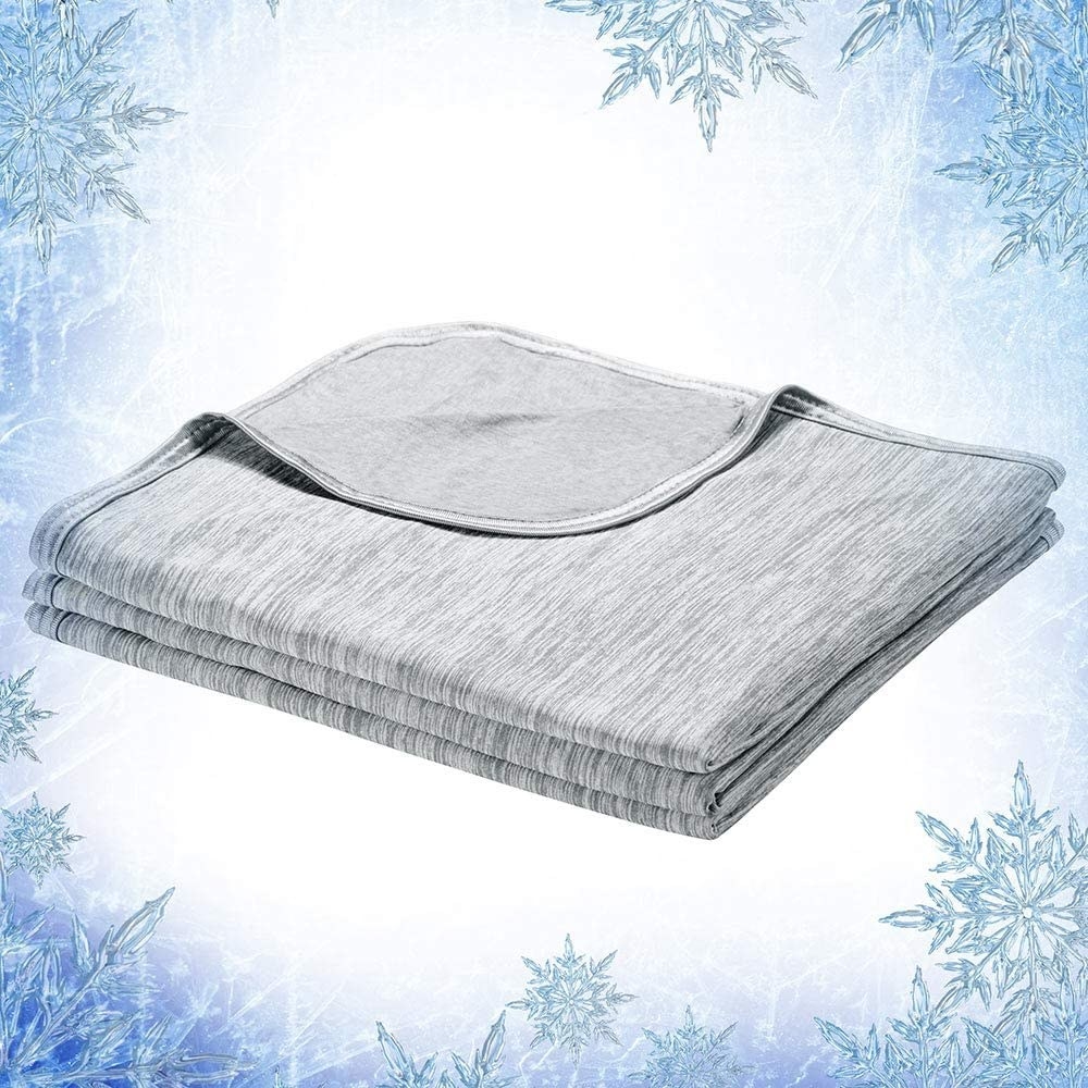 lightweight coolng blanket