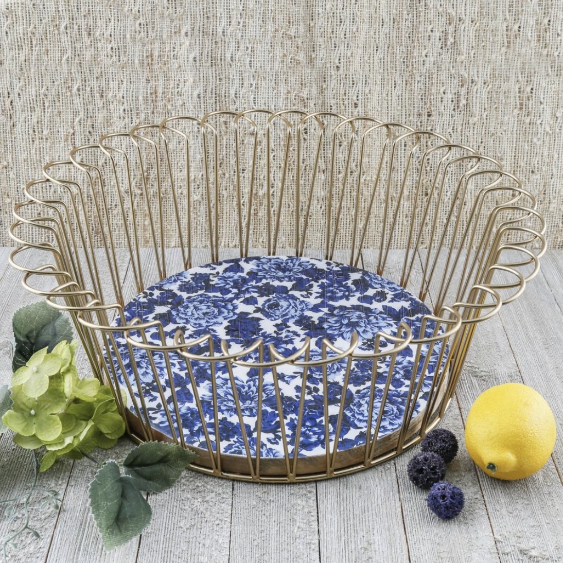 the gold wire basket