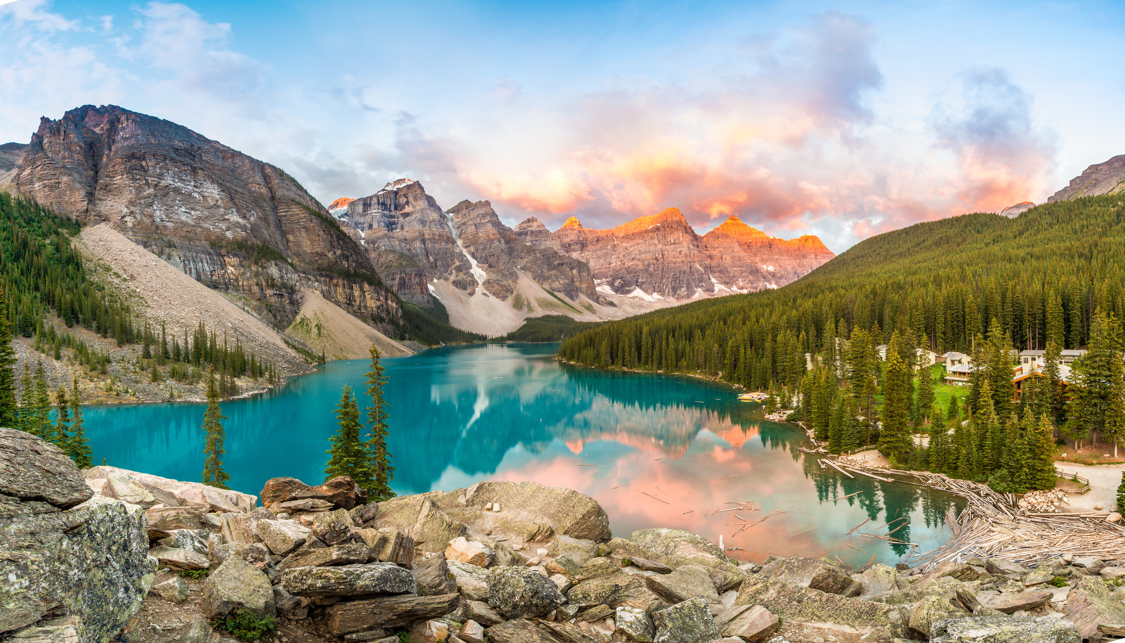 Moraine Lake in Banff National Park, Canada.