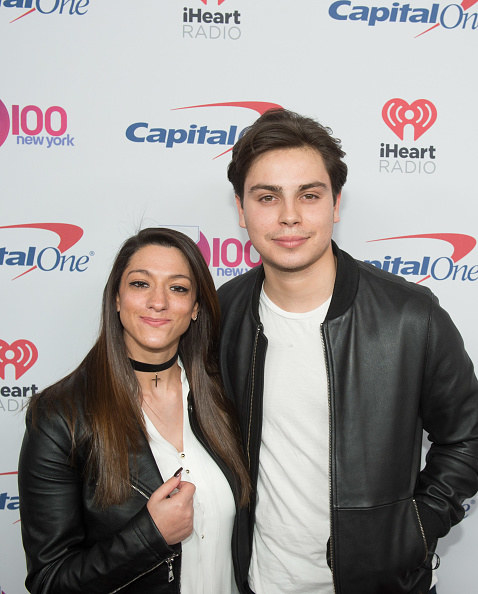 actor who played Max Russo on &quot;Wizards of Waverly Place&quot; and graphic designer