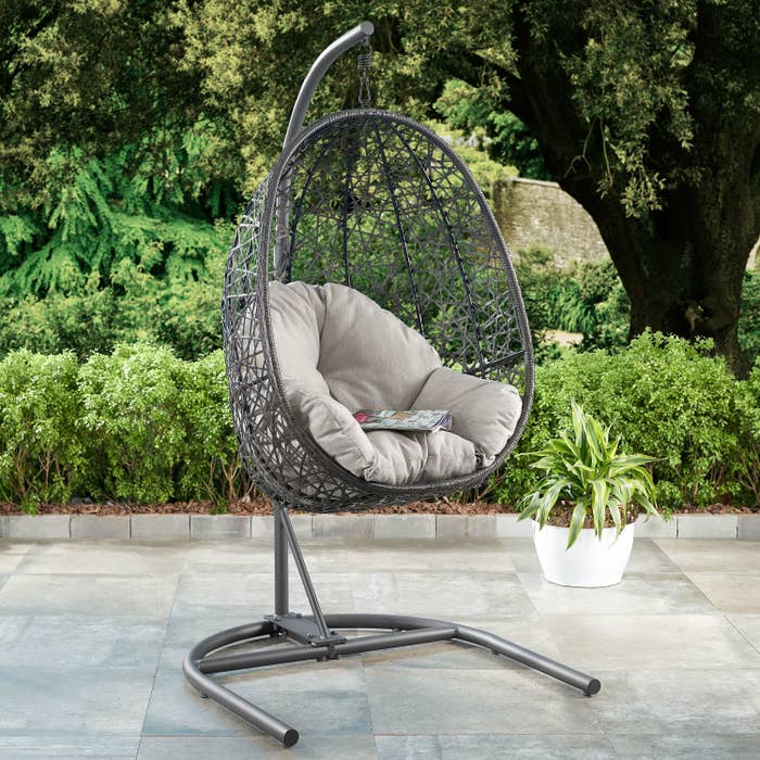 the gray woven egg chair