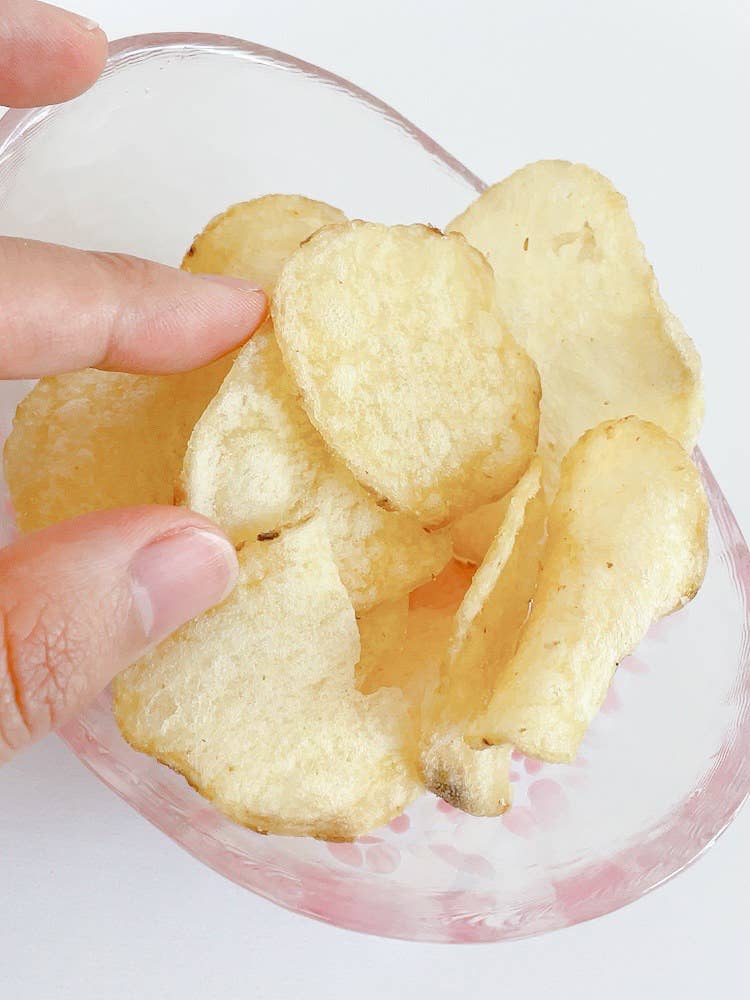 食べる時は覚悟して 貴族の 高級ポテチ がヤバい これ 間違いなく一番うまい