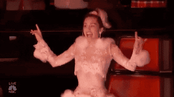 Miley Cyrus dances on set of &quot;The Voice&quot;