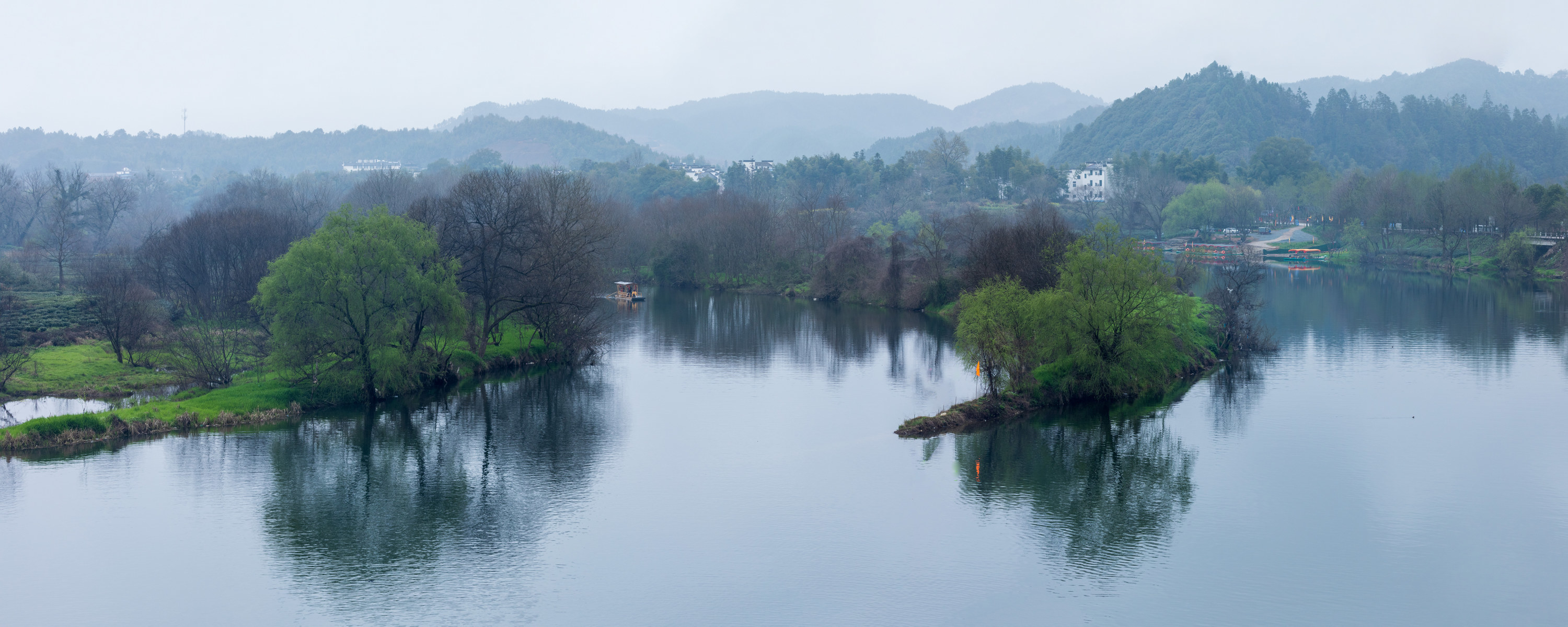 An ominous lake