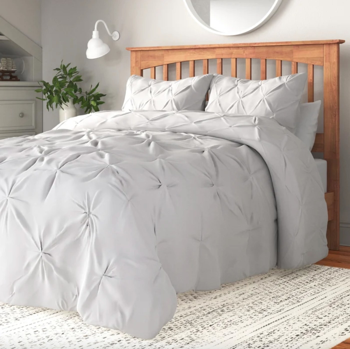 the comforter set in tufted white