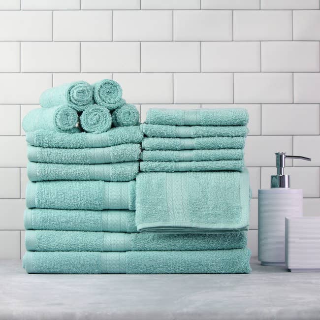 the 18-piece set of towels in aqua