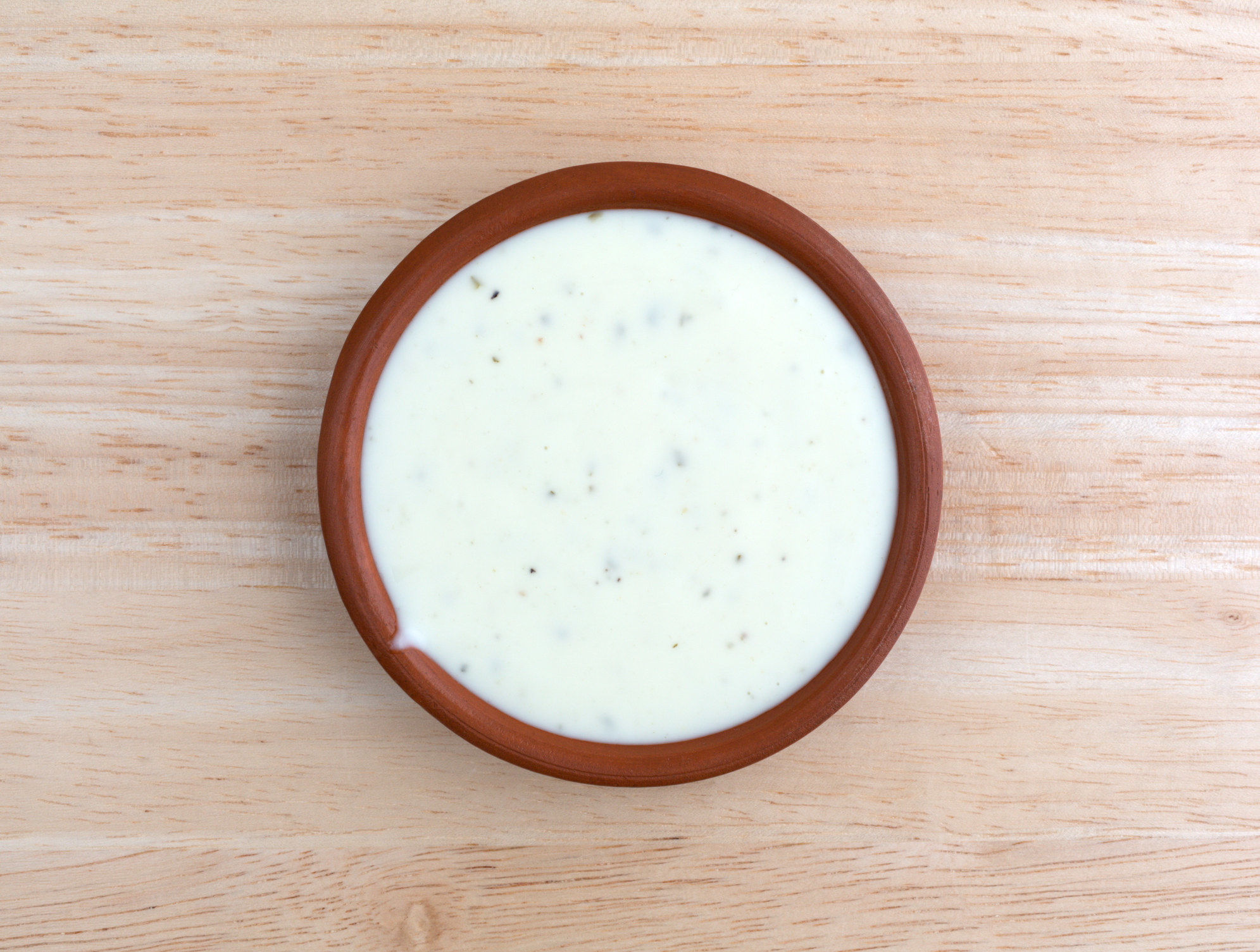 A bowl of ranch dressing 