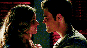 Stefan and Valerie kissing during their relationship in season 7.