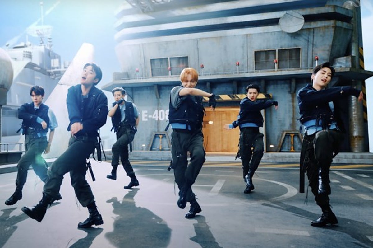 Exo Releases Don T Fight The Feeling And 5 Other K Pop Headlines You Need To Know