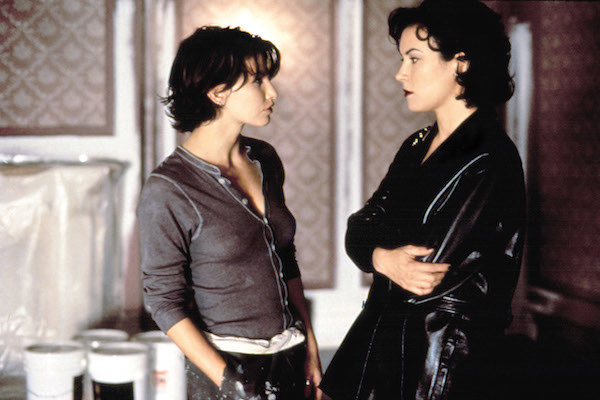 Gina Gershon and Jennifer Tilly having a tense conversation