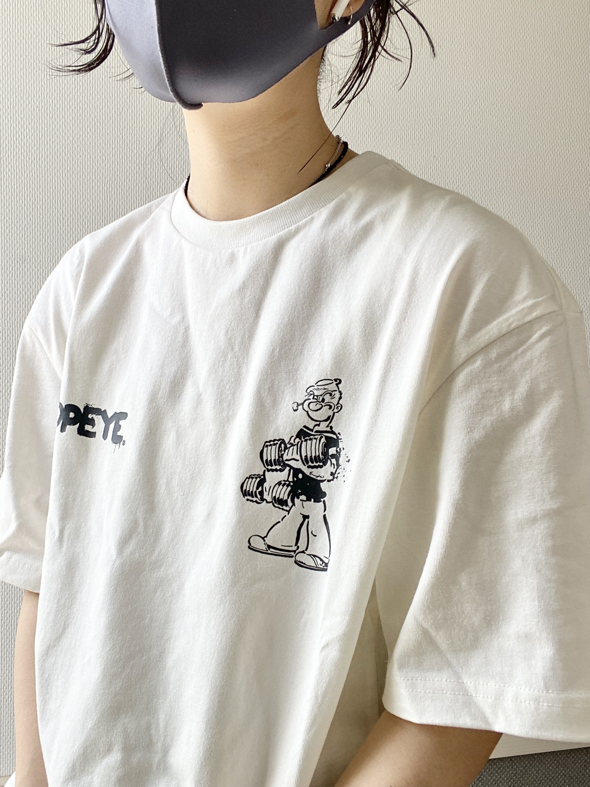 バックプリントに惚れた H Amp Mの ポパイtシャツ ポップなイラストが可愛い