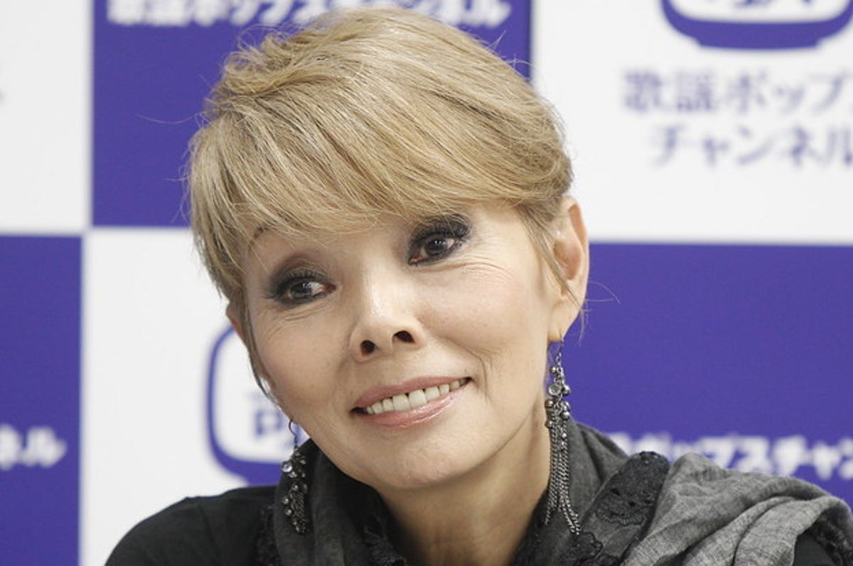 むしろ本家 完璧すぎて 研ナオコのモノマネメイクが いつも通り最高すぎた むしろ本家 完璧すぎて 研ナオコのモノマネメイクが いつも通り最高すぎた