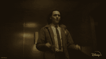 Loki twirling two daggers in &quot;Loki&quot; Episode 3