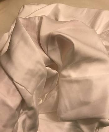 Reviewer's image of white sheets