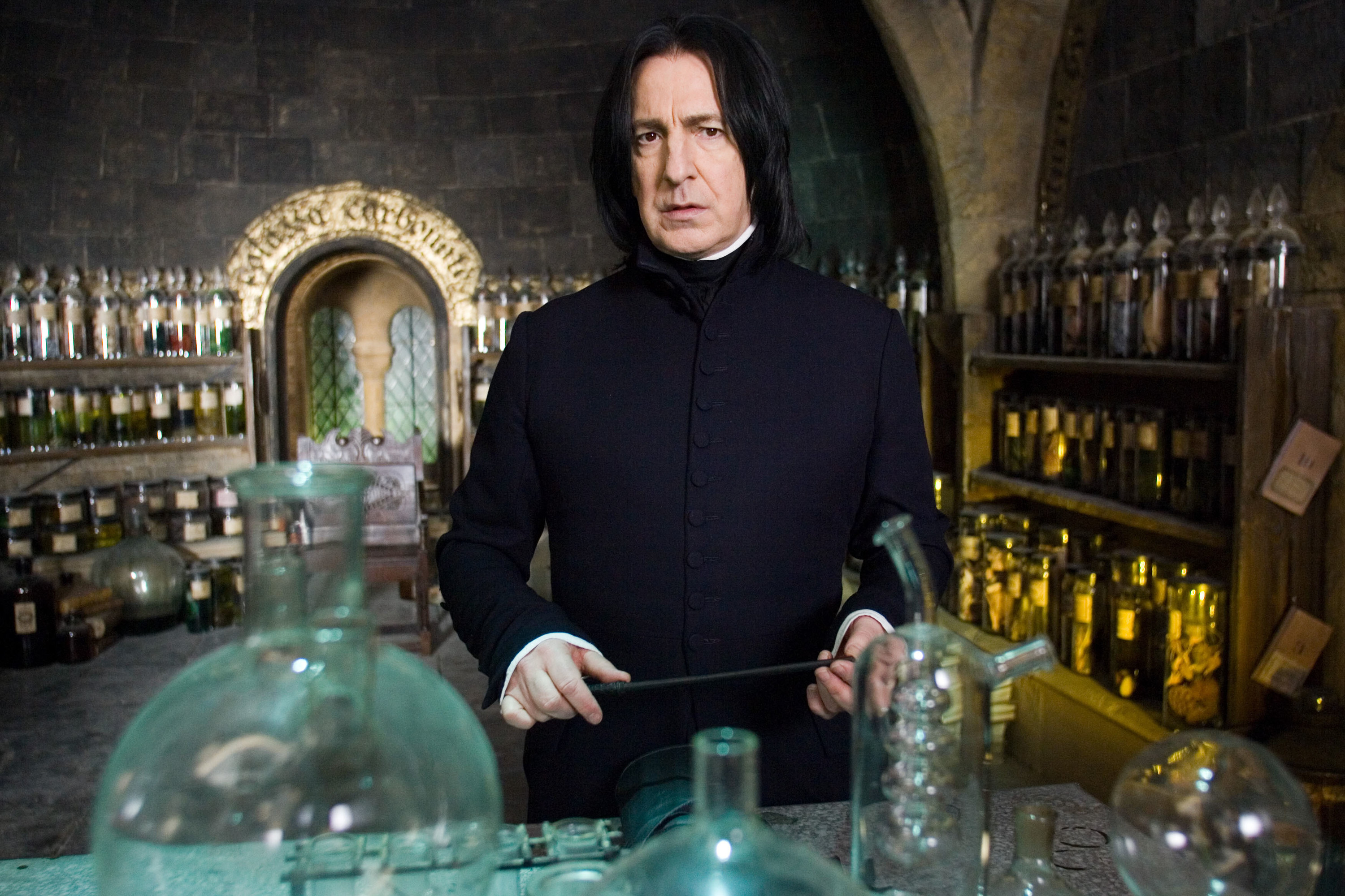 Alan Rickman Professor Snape from &quot;Harry Potter&quot; holding his wand
