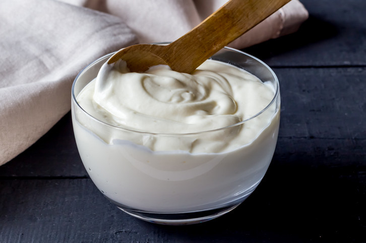 A bowl of yogurt