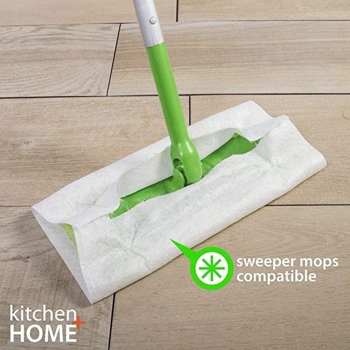 the bamboo towel on the end of a Swiffer mop 