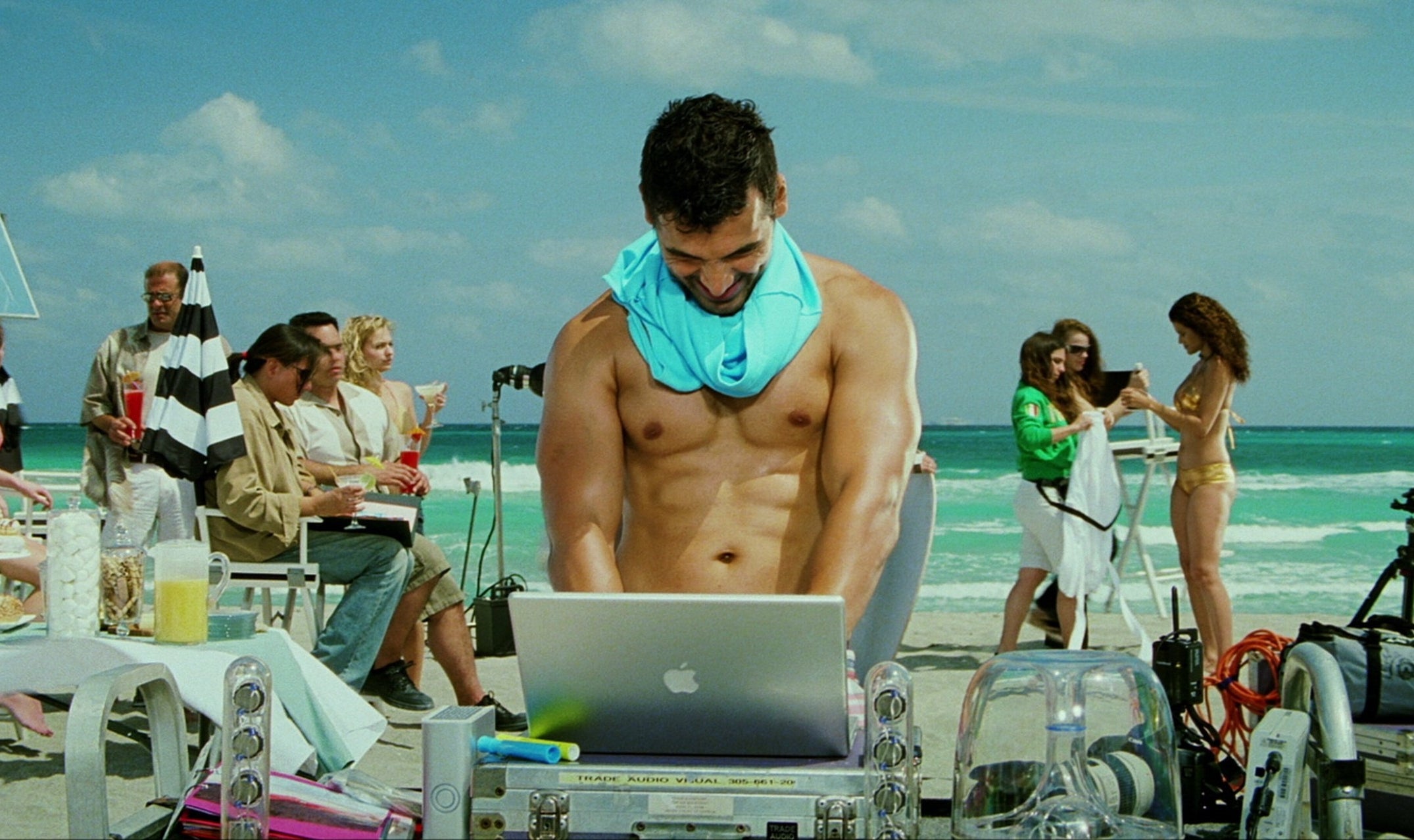 re-watching-dostana-as-a-queer-adult