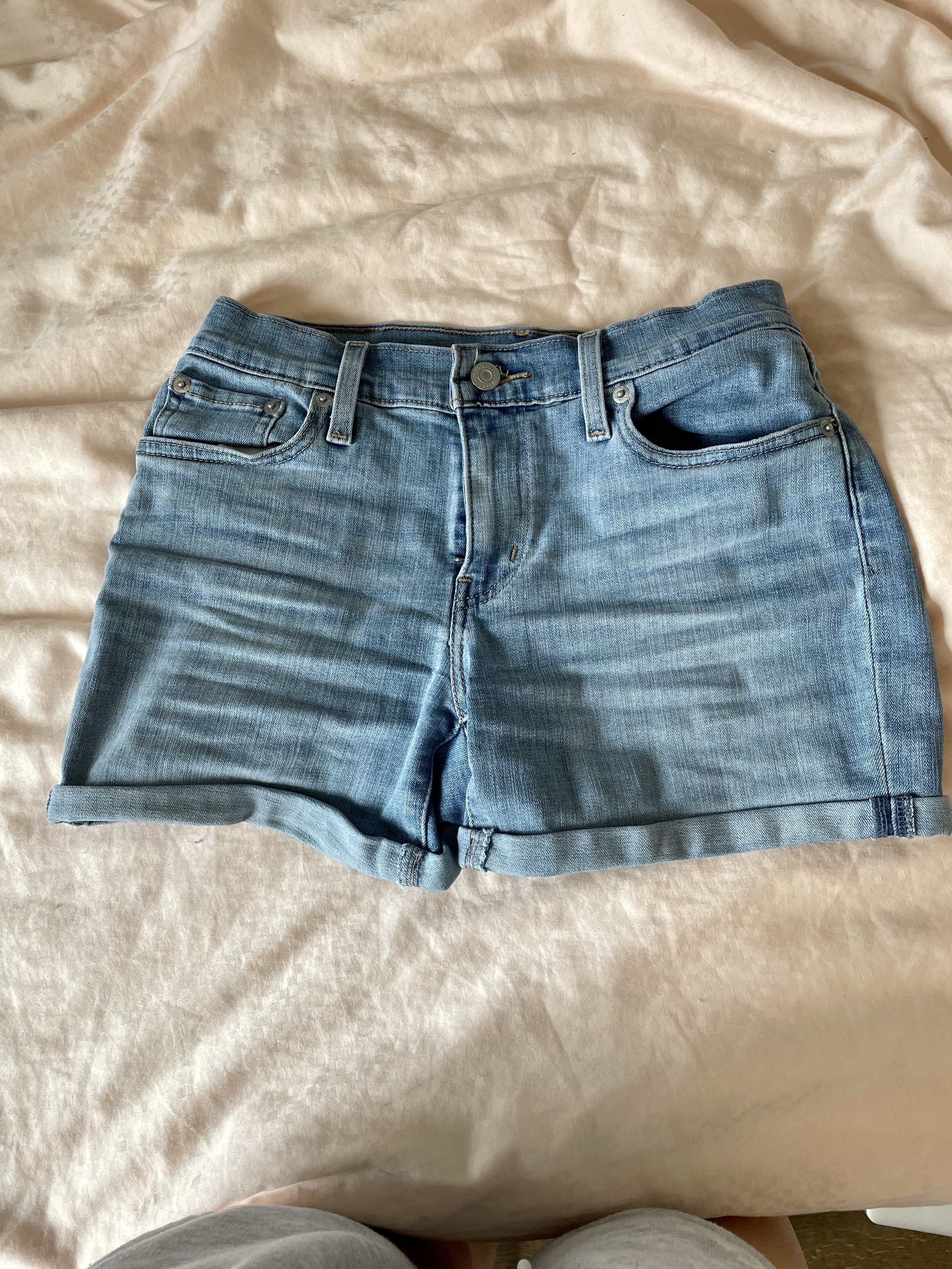 Levi's Mid-Length Shorts Review That's Not Too Long