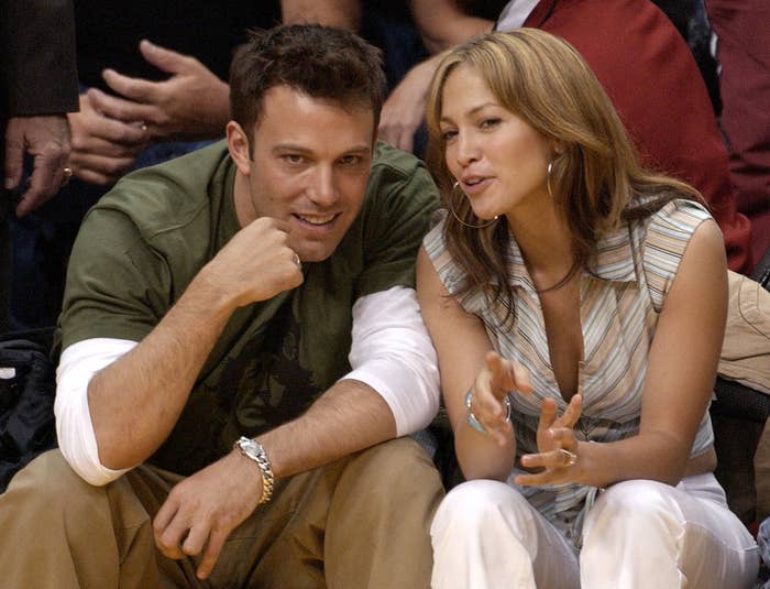 Ben Affleck Spends Night In Jennifer Lopez's House, Comes Out With Evil Smirk In The Morning 6 sub buzz 2801 1622760058 42