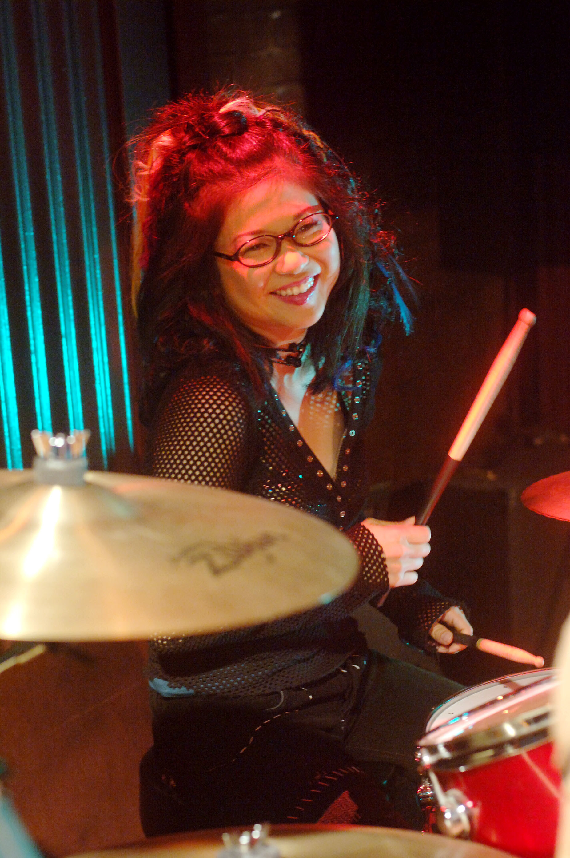 Keiko Agena plays the drums on set of &quot;Gilmore Girls&quot;
