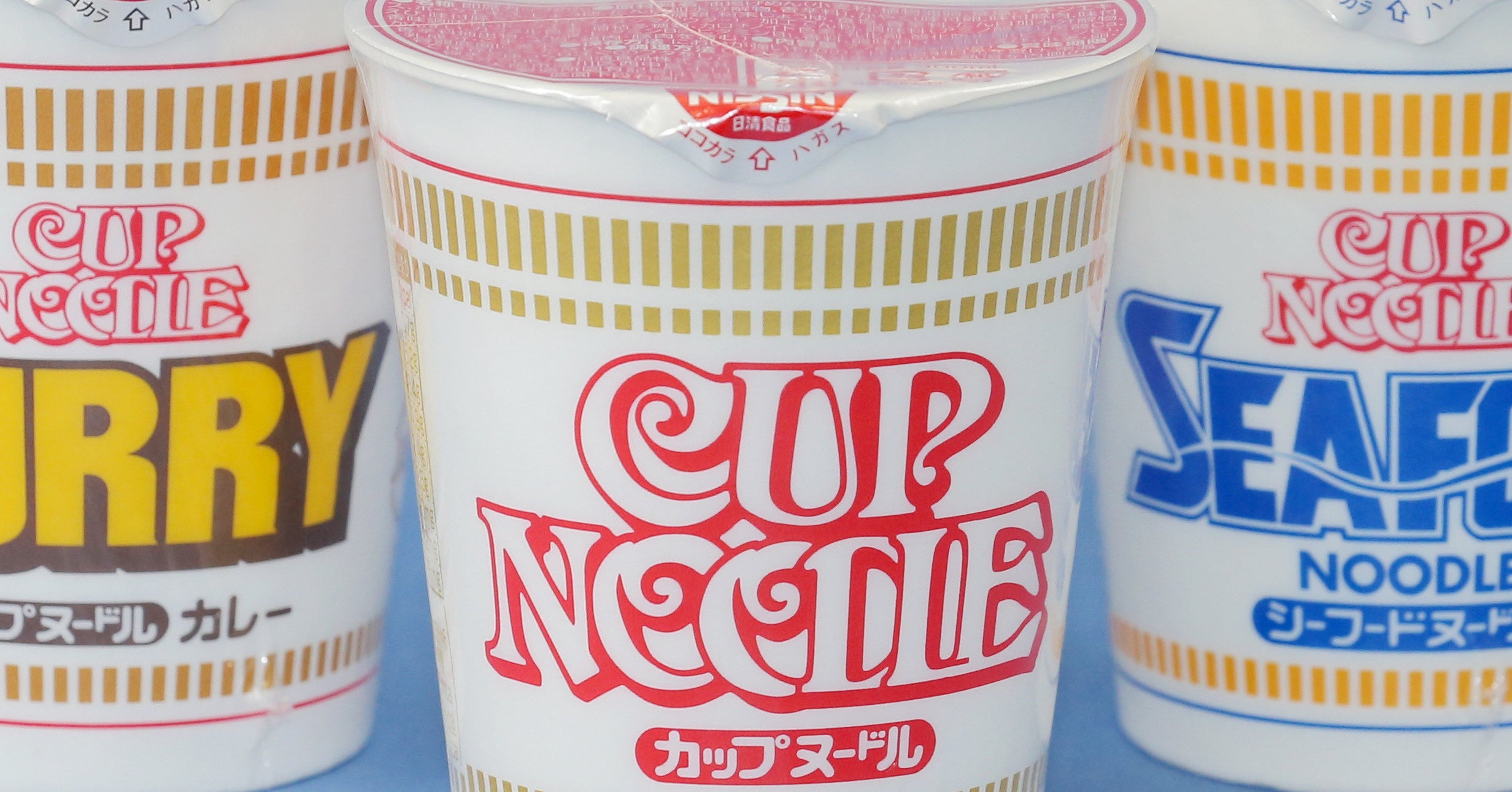 カップヌードルの フタ止めシール がなくなる ではどうすれば 新しいフタ が可愛すぎた