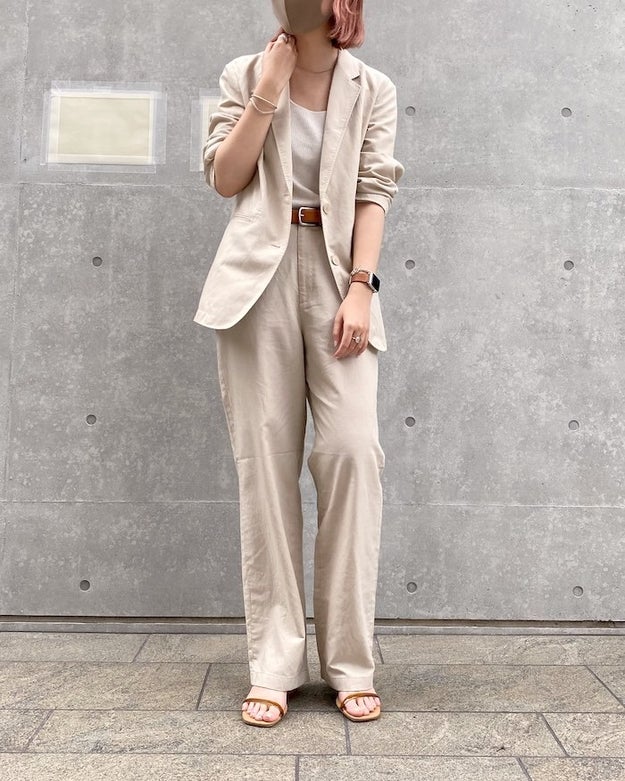 夏はこればかり着ちゃいそう ユニクロの 4990円ジャケット はオンオフ使える優秀アイテムです 夏はこればかり着ちゃいそう ユニクロの 4990円ジャケット はオンオフ使える優秀アイテムです