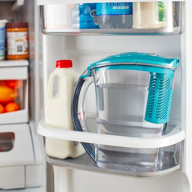 The water pitcher keeping water crisp & cool in the refrigerator drawer