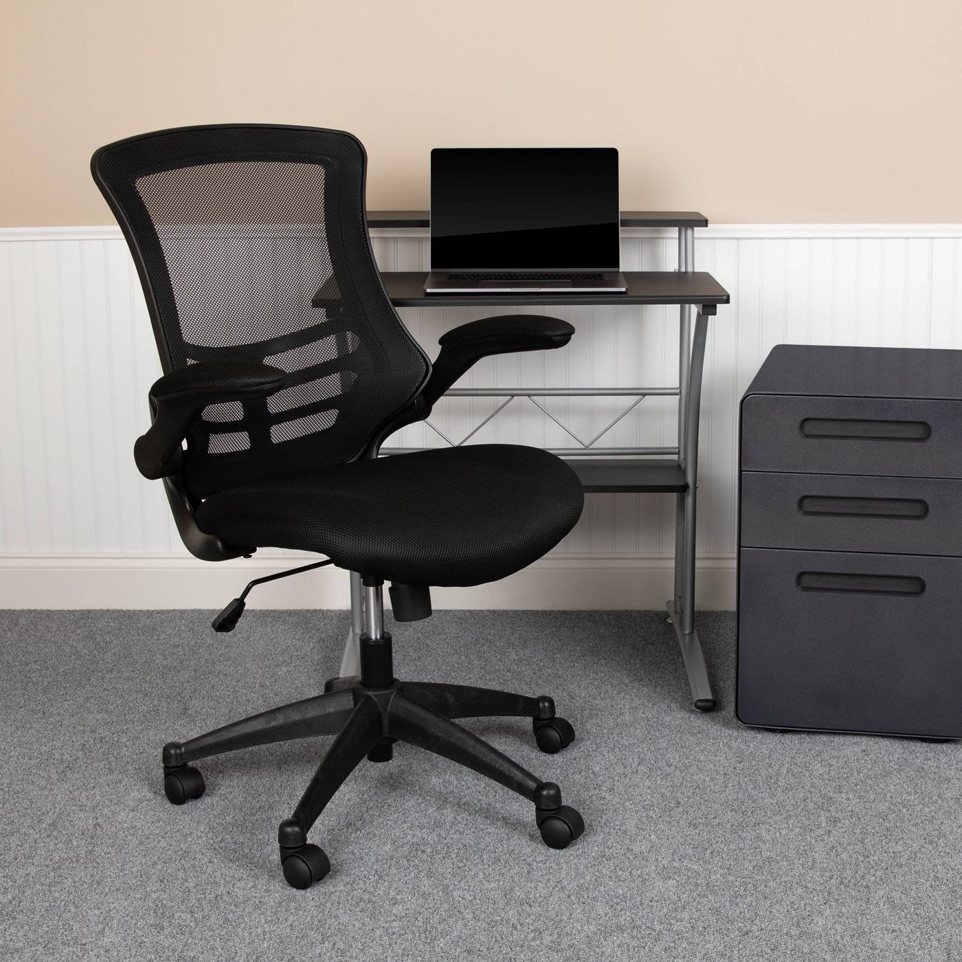 The mesh ergonomic swivel task chair 