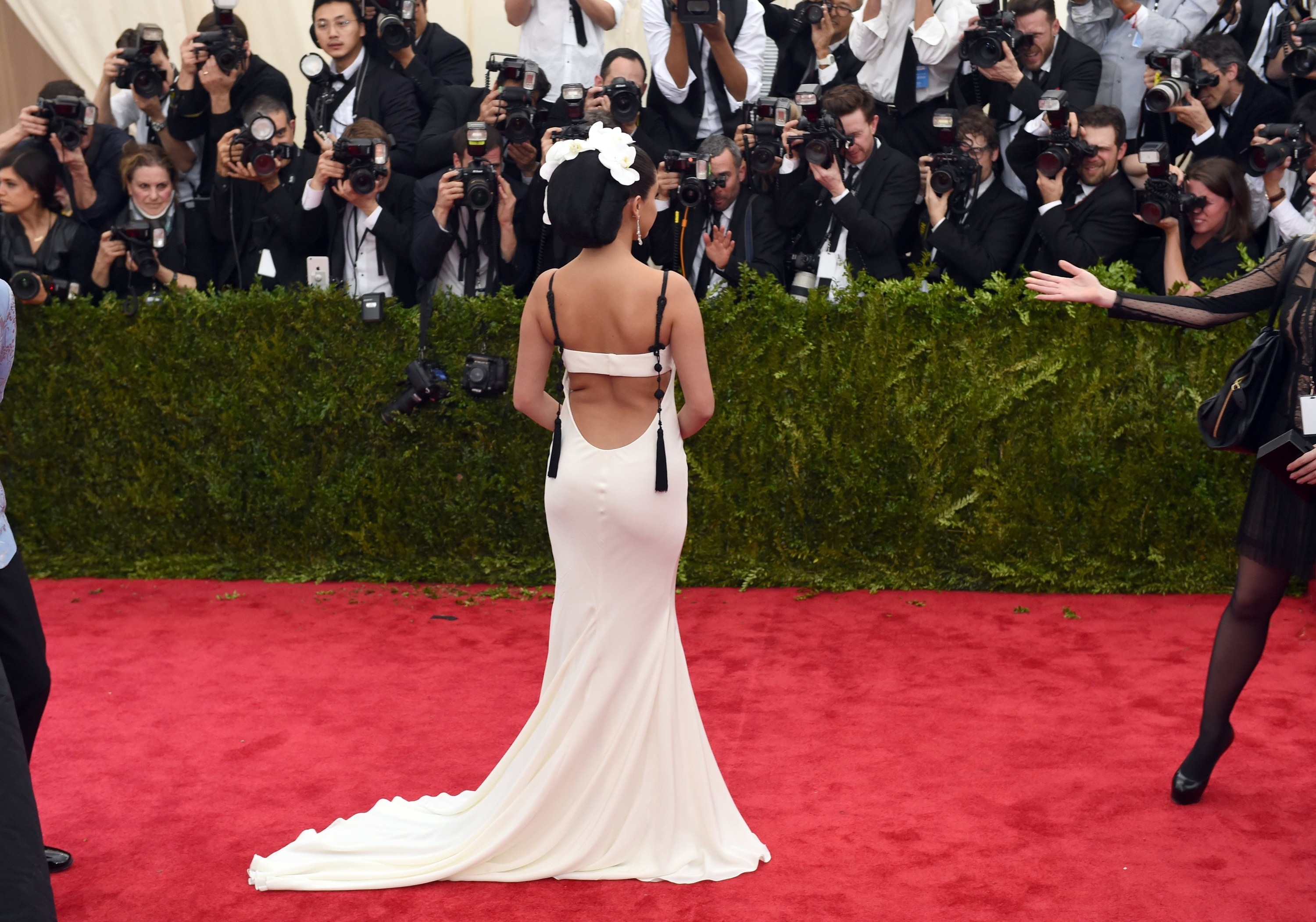 Selena Gomez arriving at Met Gala 2015 