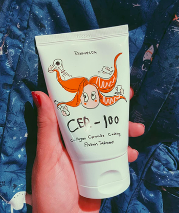 A customer review photo of the bottle