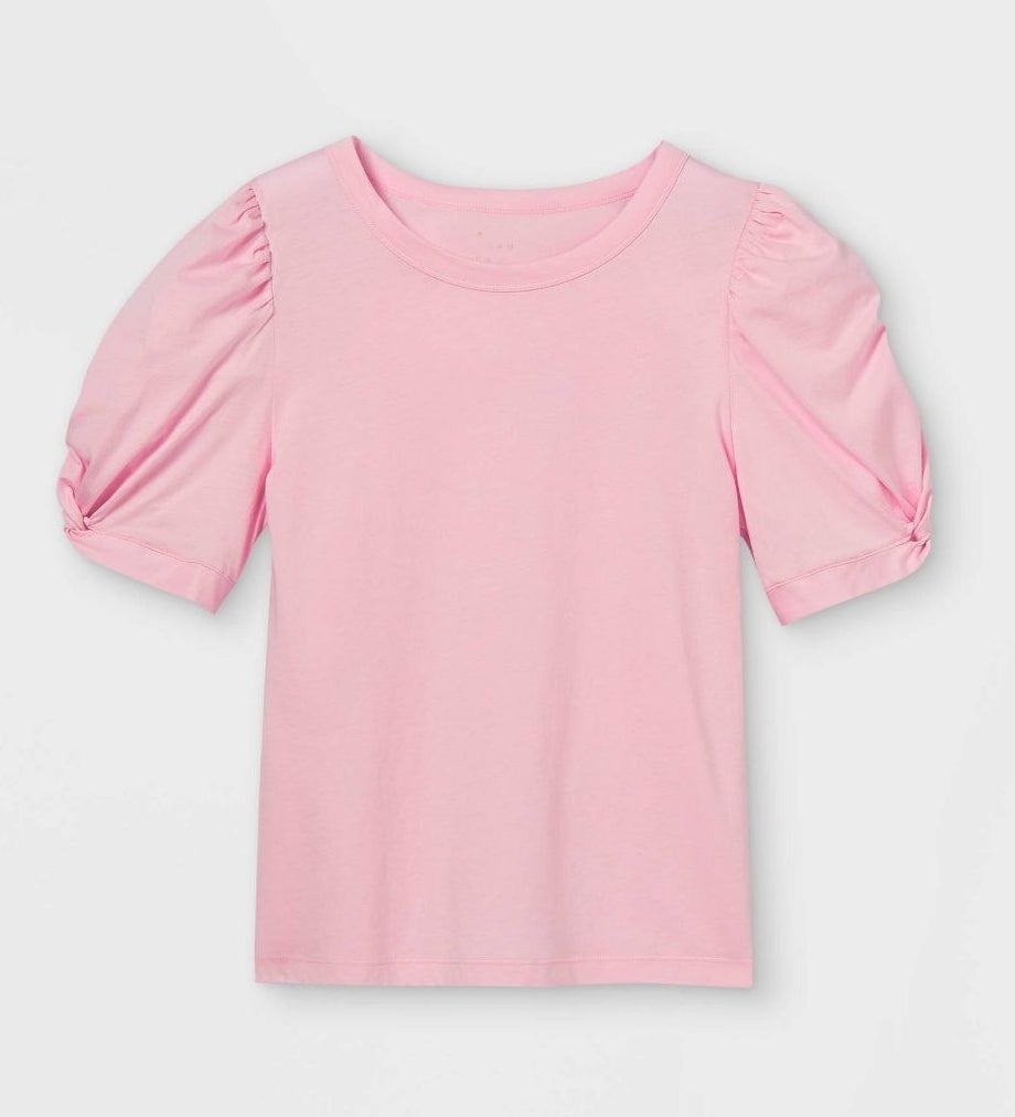Pink T-shirt with puff sleeves