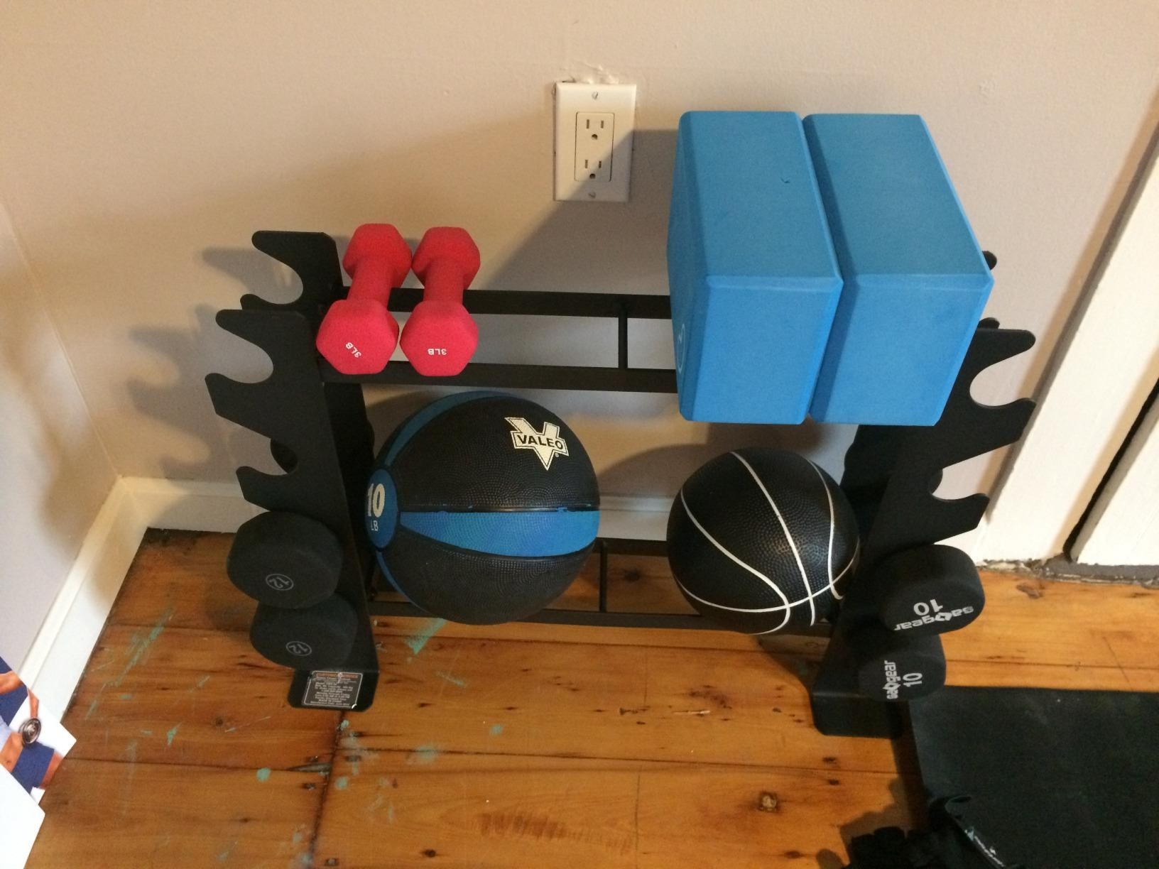 Review photo of the dumbbell and free weight stand