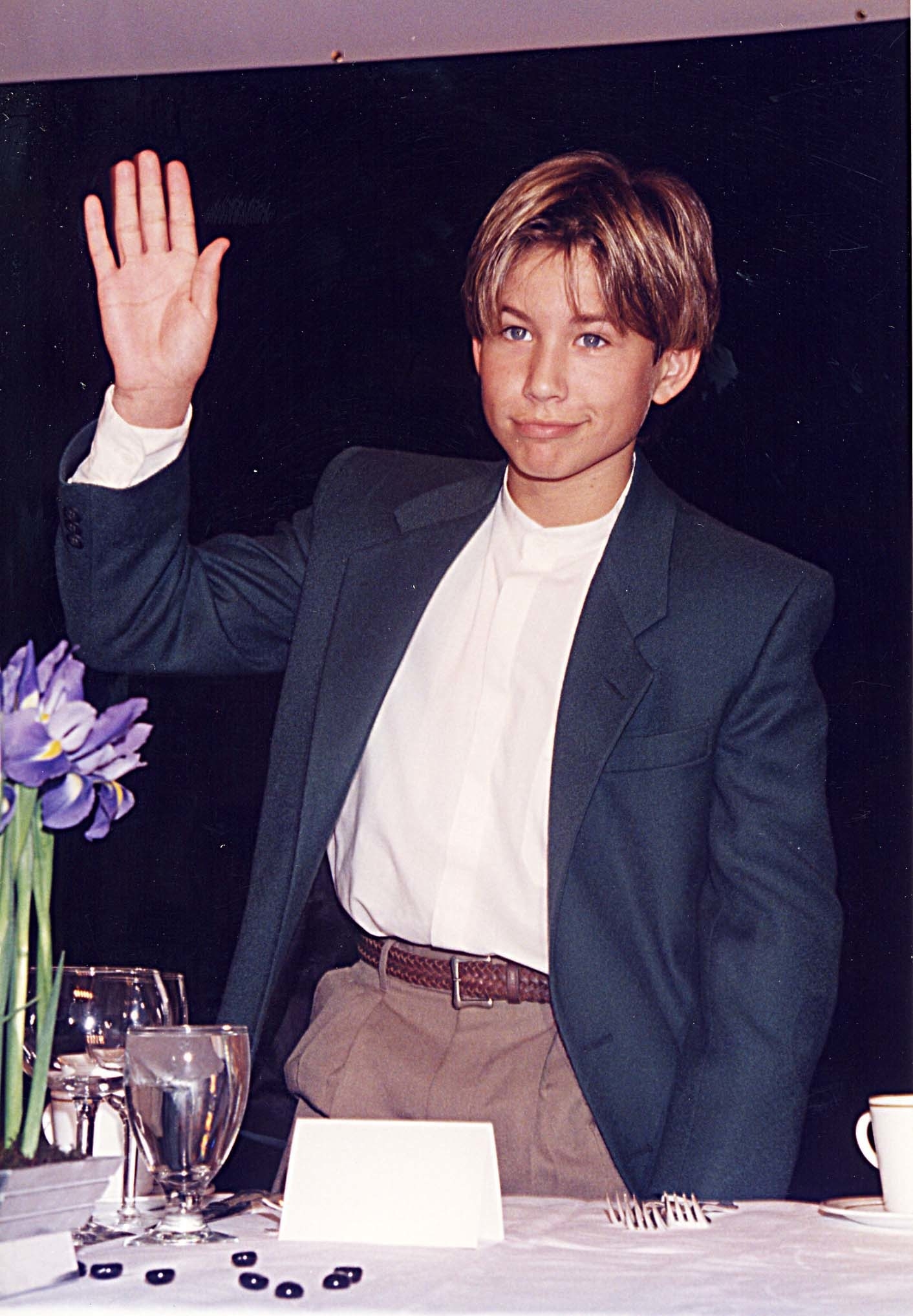 Jonathan Taylor Thomas Spotted for the 1st Time in Years: Pics