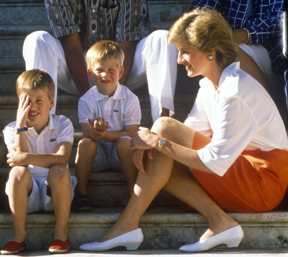 Princess Diana Photos Show Her With Young William And Harry