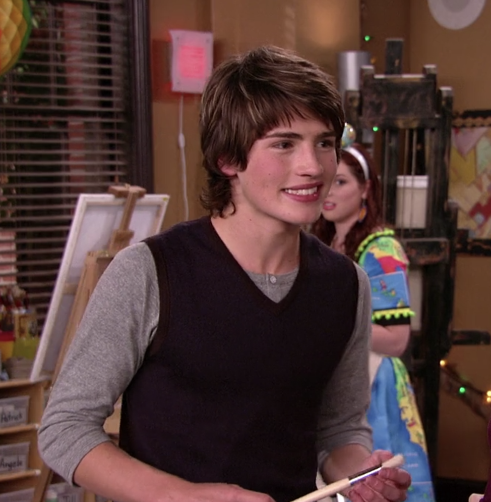 17 Photos Of Gen Z's Childhood TV Crushes Then Vs. Now