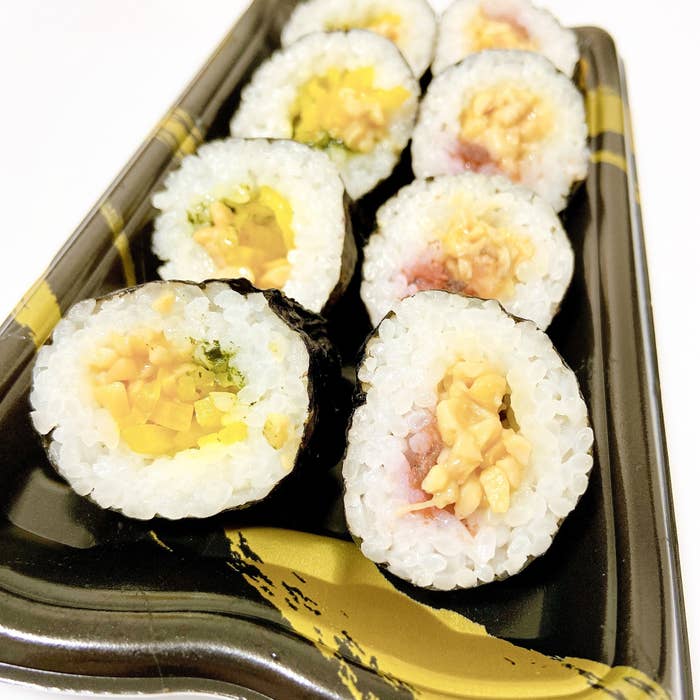 巻き寿司に革命おきたわ ファミマの ちょい足し納豆巻 美味しすぎて2パック食べたい 巻き寿司に革命おきたわ ファミマの ちょい足し納豆巻 美味しすぎて2パック食べたい