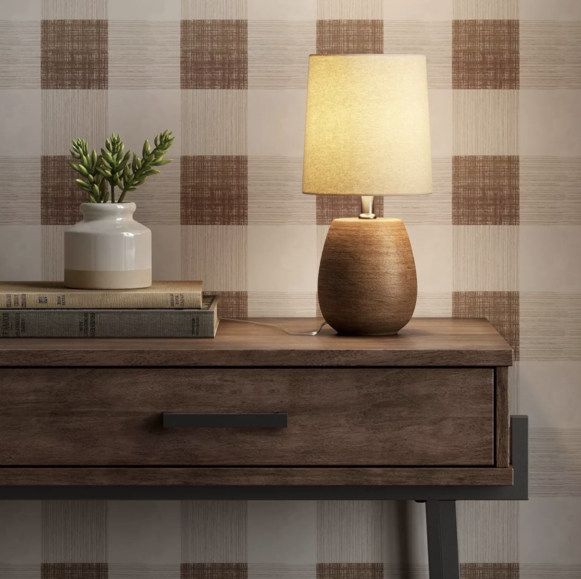 threshold polyresin wood accent lamp