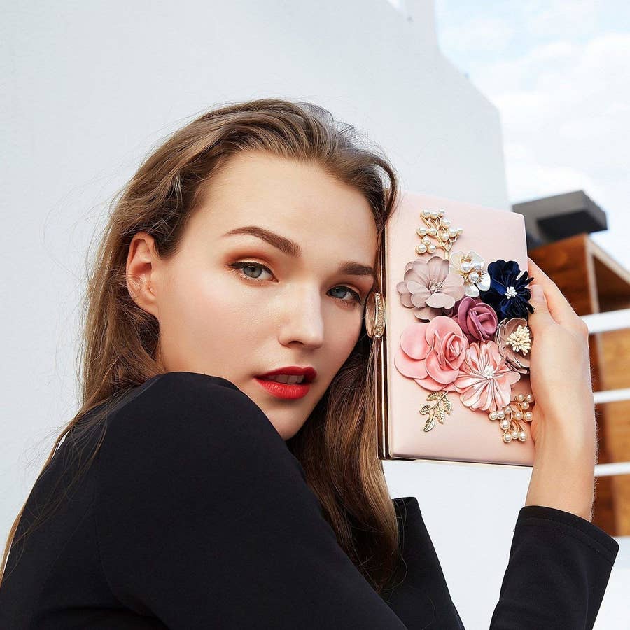 eye-catching clutch for party