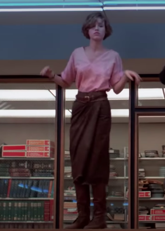 Claire the shop breakfast club outfit