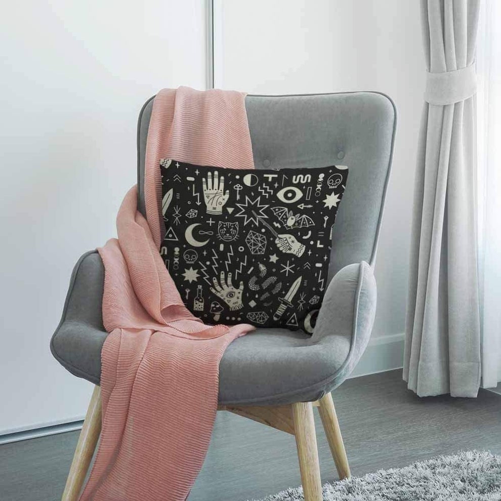 42 Trends From TikTok To Help You Decorate Your Bedroom