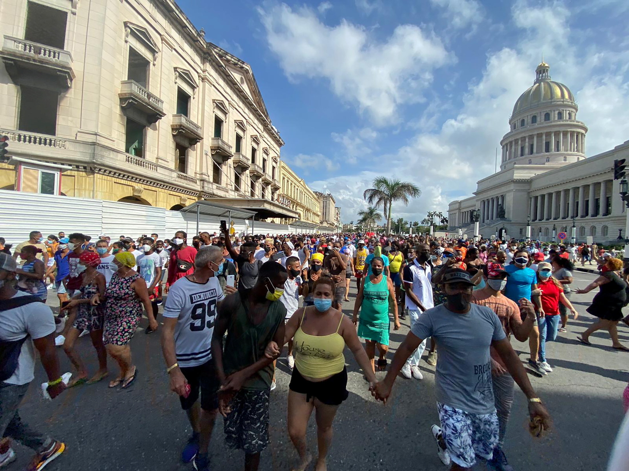 Кубинские новости. Протесты на Кубе 2021. Куба митинг. Митинги на Кубе. Куба местные жители.
