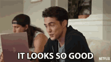 Gif from Never Have I ever where he says &quot;it looks so good&quot;