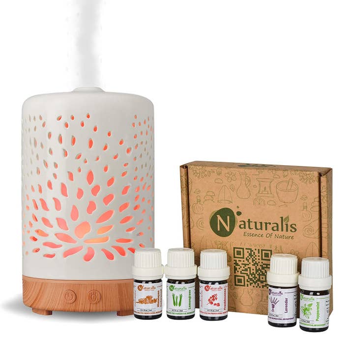 A diffuser/dehumidifier with a set of fragrance oils