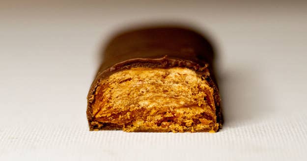 Insider Food on X: This edible gold chocolate bar tastes like royalty 👑   / X