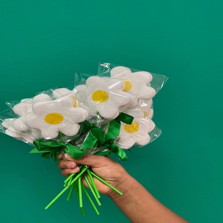 32 Of The Best Etsy Shops For Party Decor