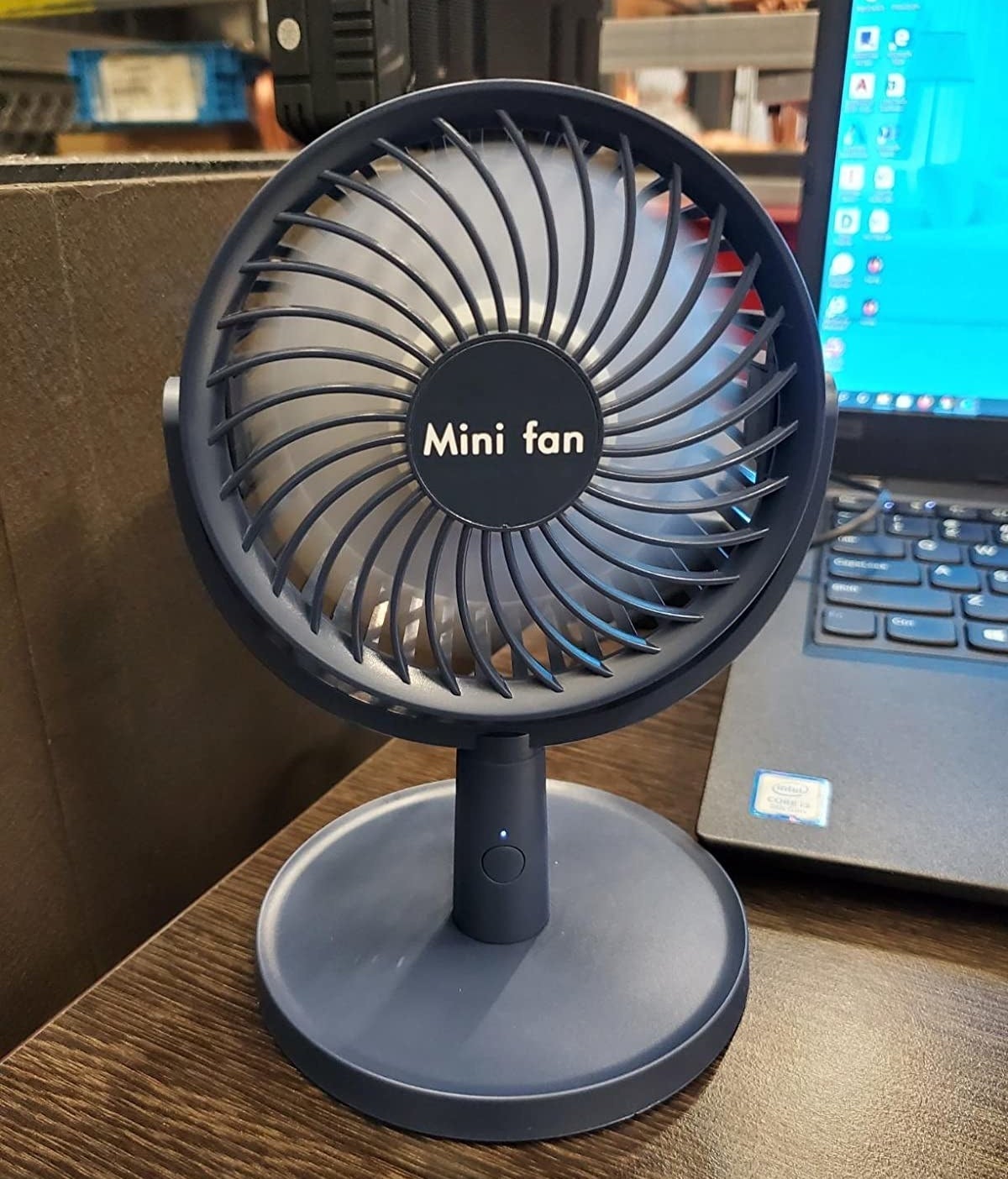 Reviewer photo of the fan on their desk
