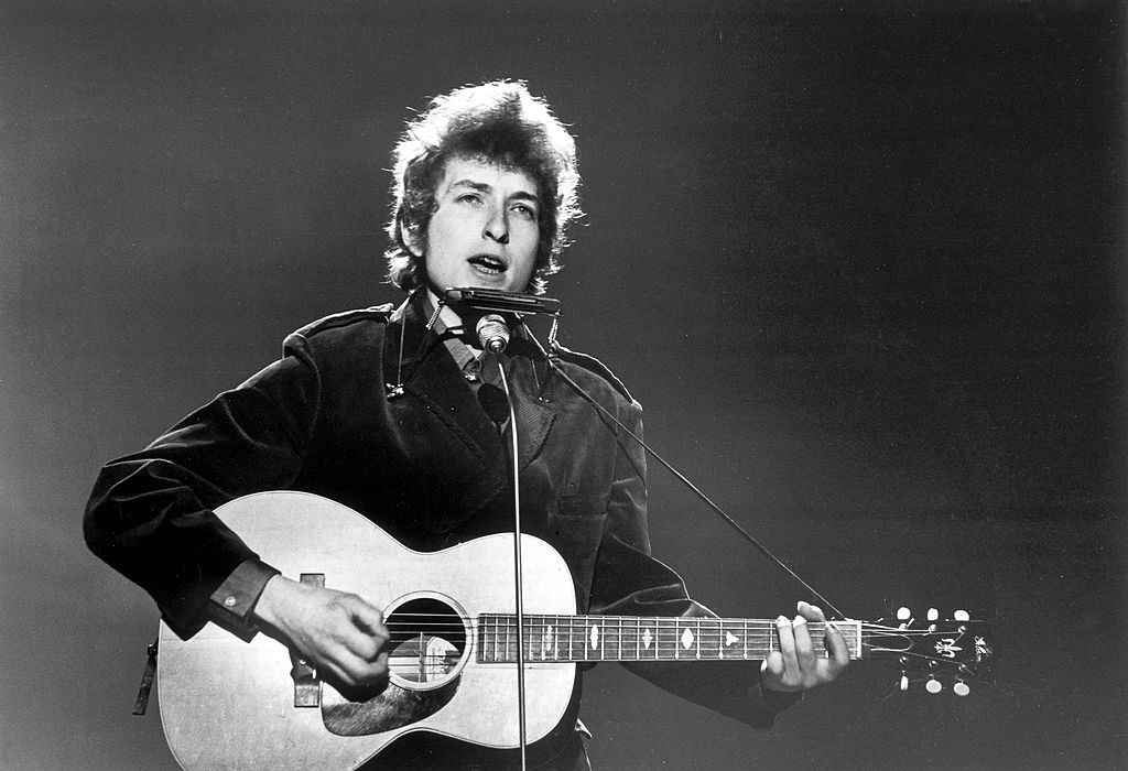 Bob Dylan Performs for the BBC